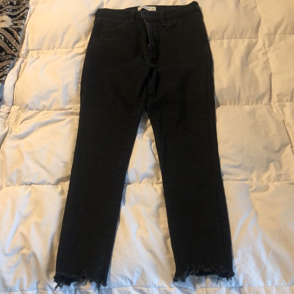 Abercrombie & Fitch size 28/6 black super skinny high rise ankle Jean - Picture 4 of 4